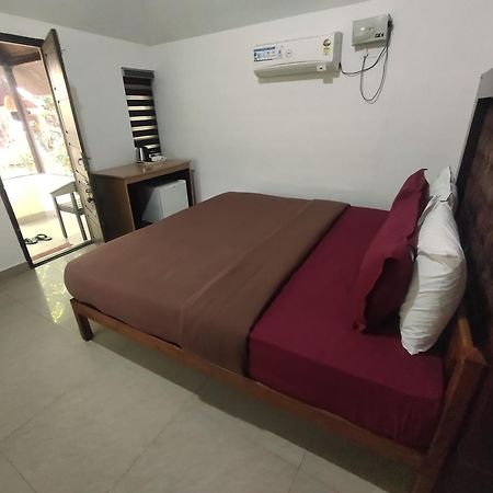 Savithri Inn Cottage 瓦尔卡拉 外观 照片