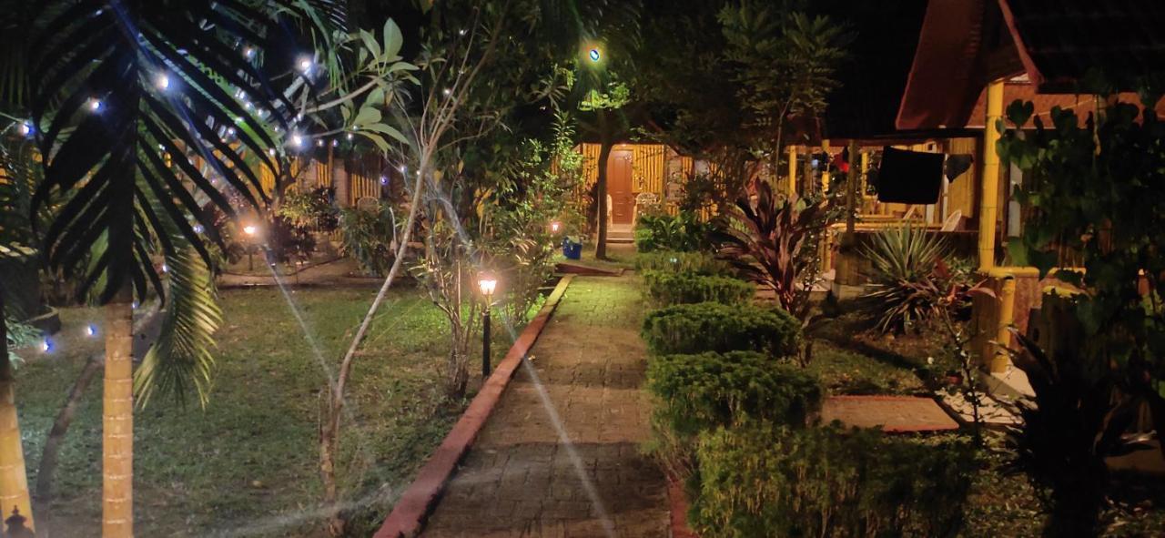 Savithri Inn Cottage 瓦尔卡拉 外观 照片