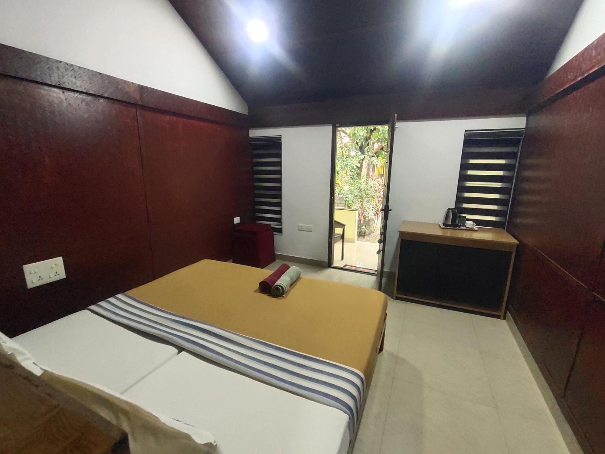 Savithri Inn Cottage 瓦尔卡拉 客房 照片