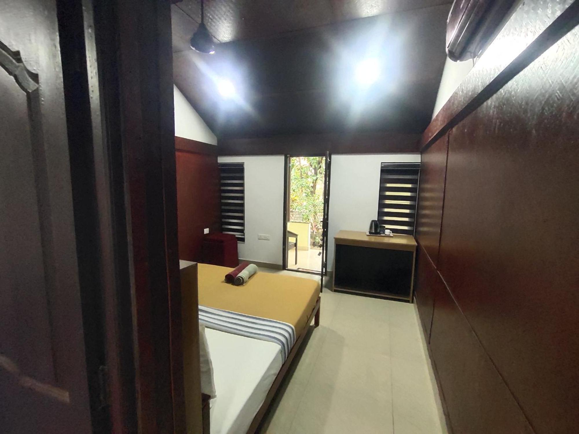 Savithri Inn Cottage 瓦尔卡拉 客房 照片